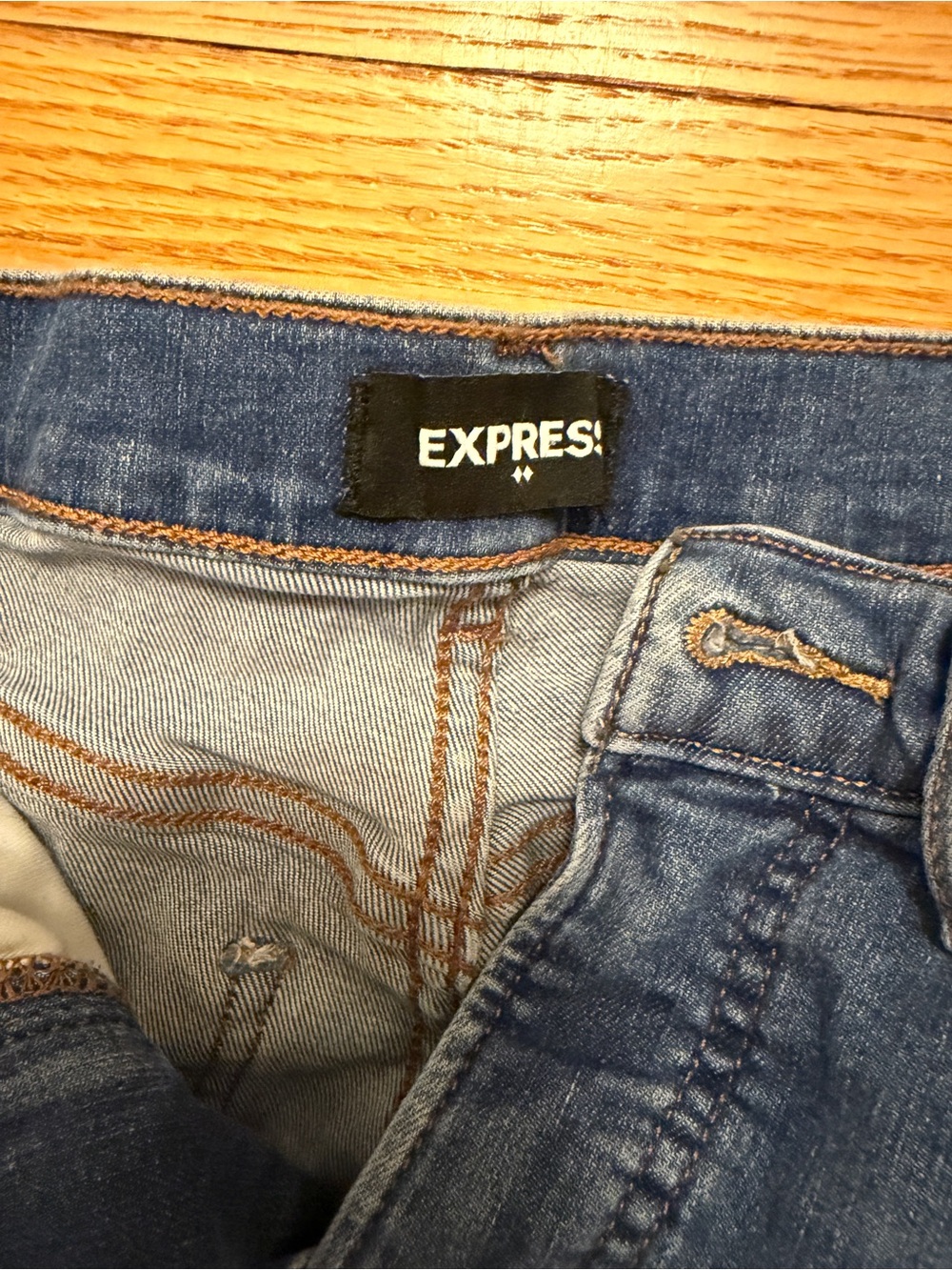 Jeans - Picture 2 of 6